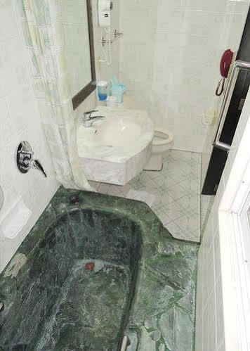 Hotel Asia Себу Экстерьер фото